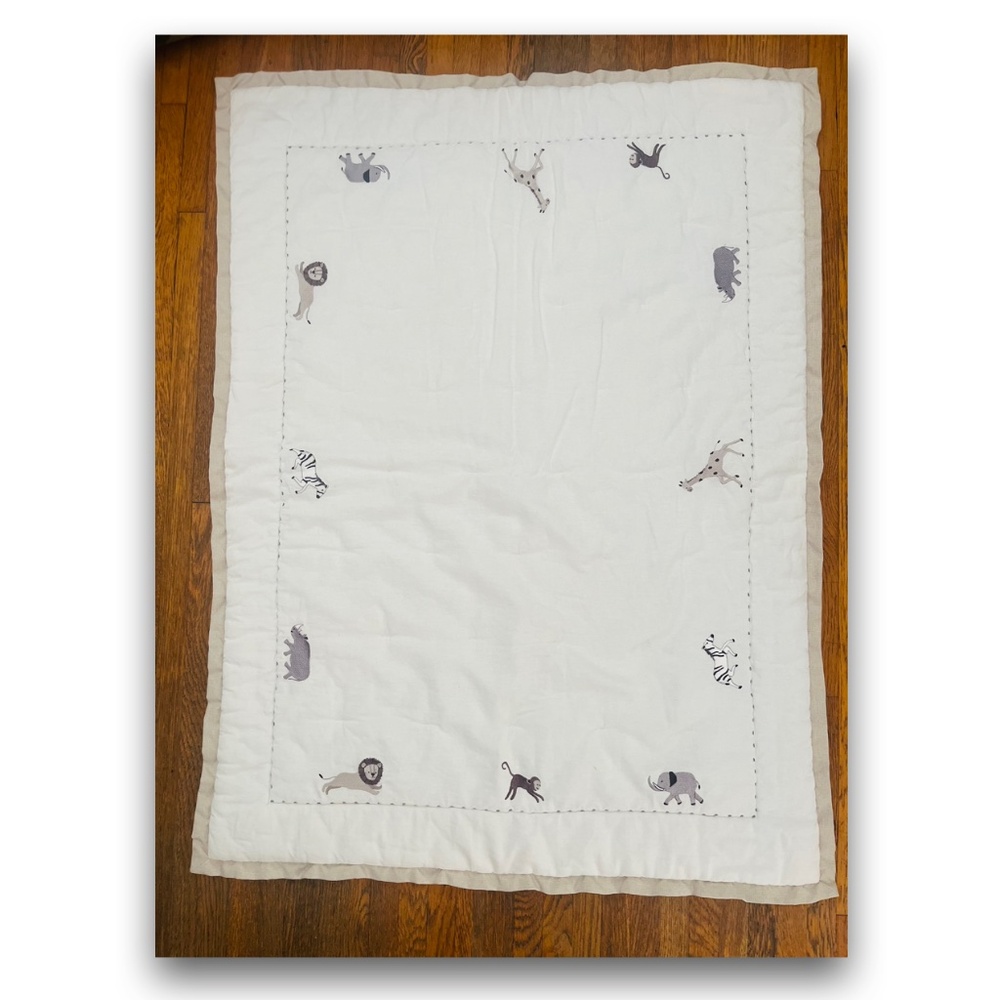 Lambs & Ivy Toddler linen blend safari quilt